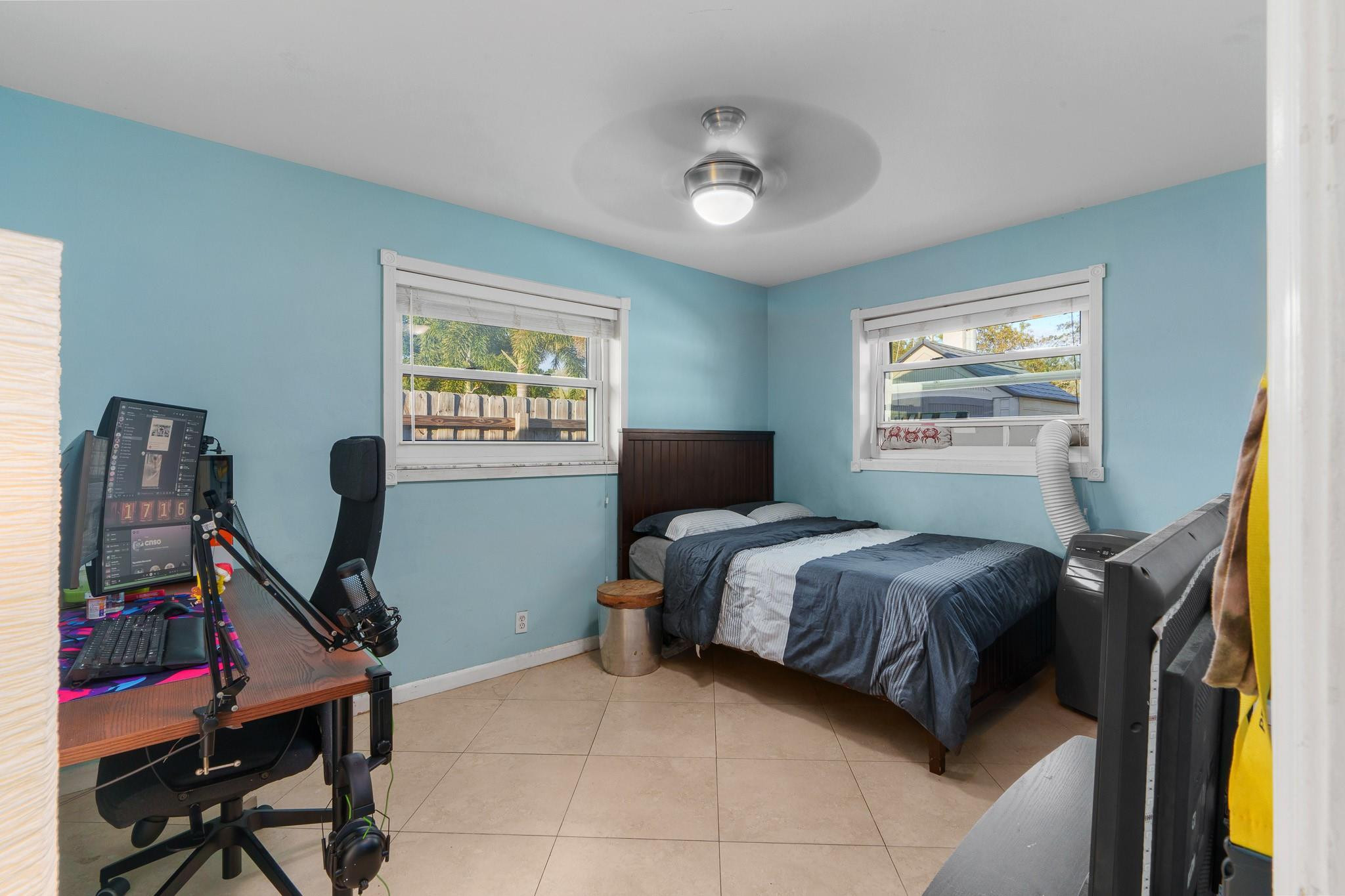 1480 SW 24th Ter