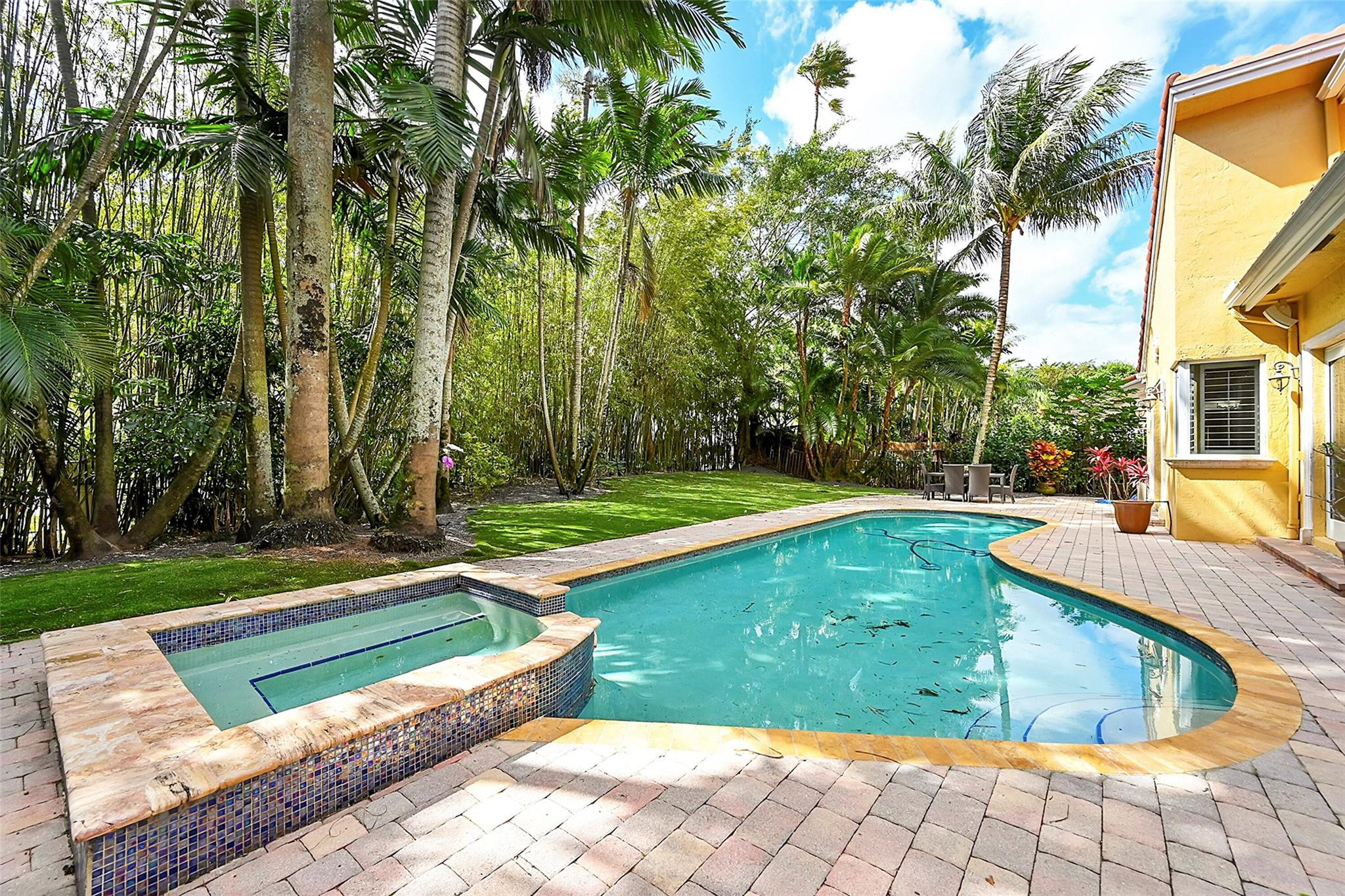 10840 Santa Fe Drive, Cooper City