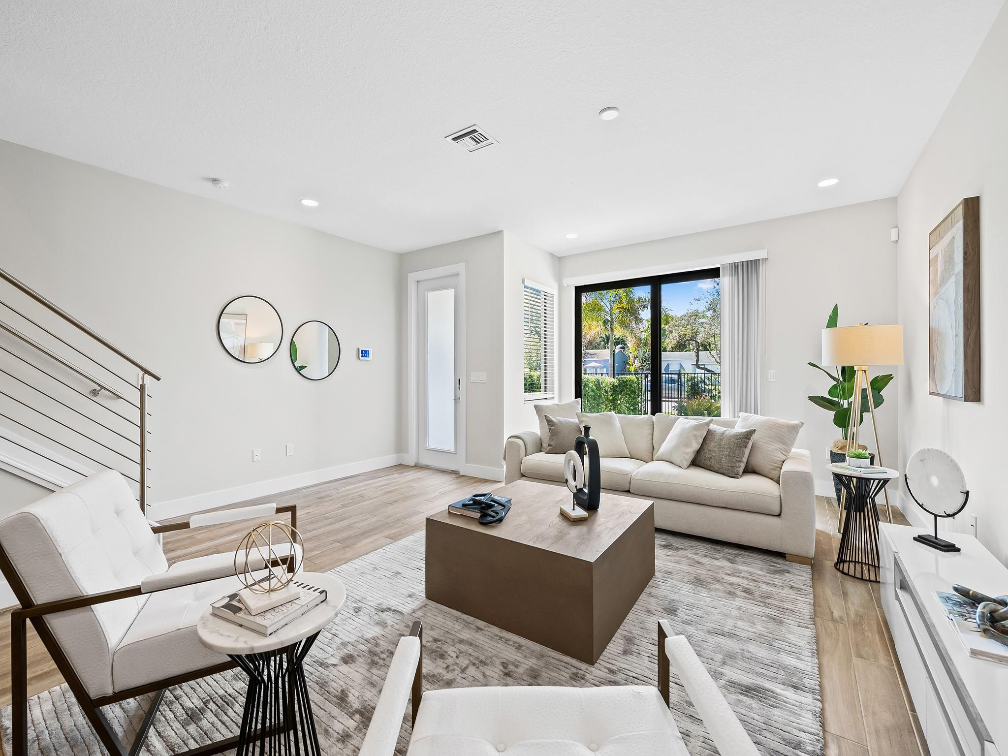 1406 SW 4th Ave 1406