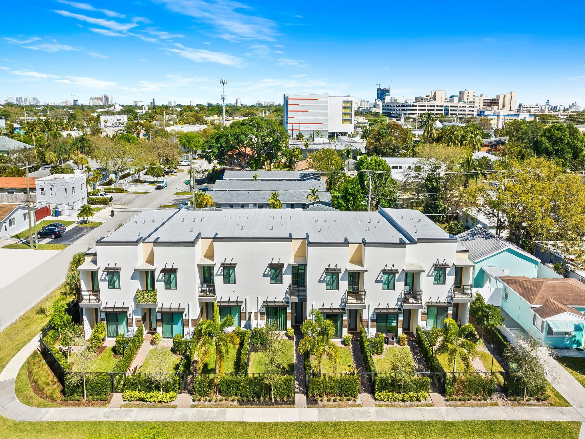 1406 SW 4th Ave 1406