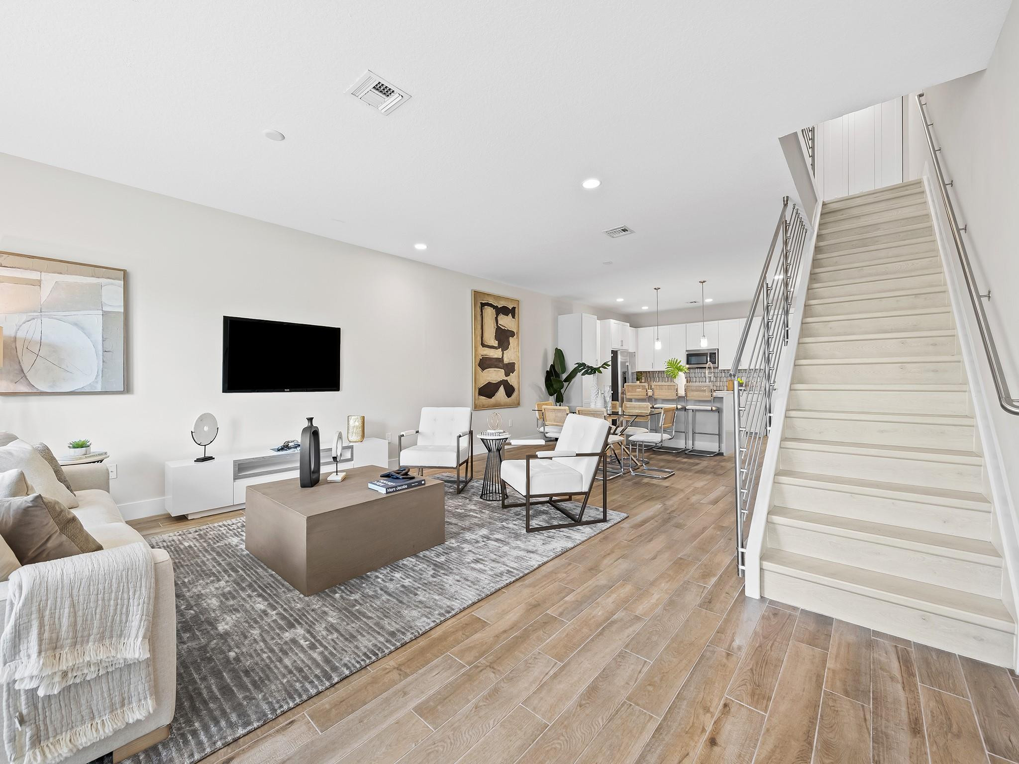 1406 SW 4th Ave 1406