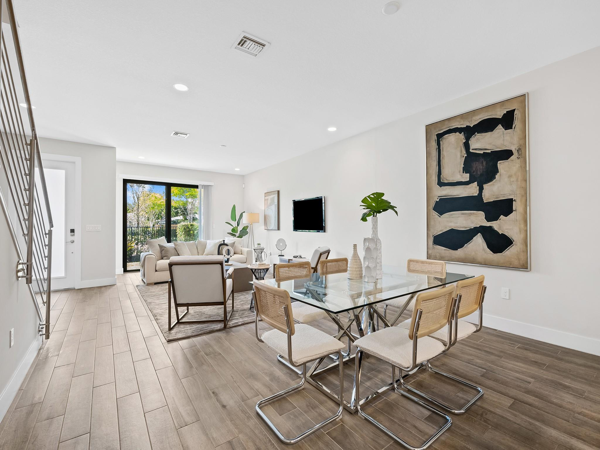 1406 SW 4th Ave 1406