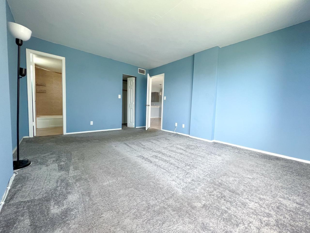 121 Royal Park Drive 3H, Oakland Park Unit: 3H