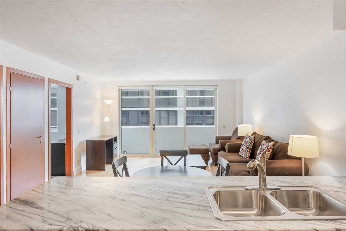 9499 Collins Ave 409