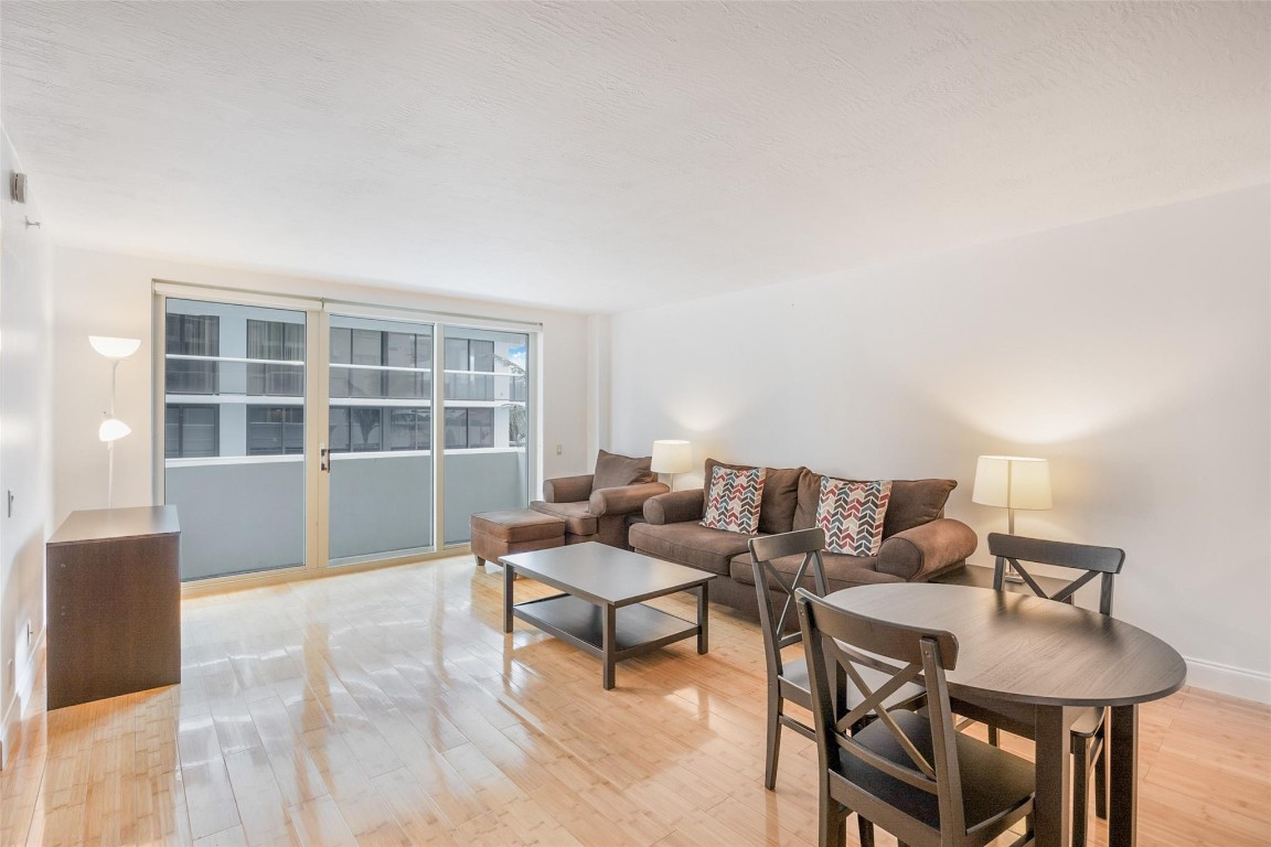 9499 Collins Ave 409