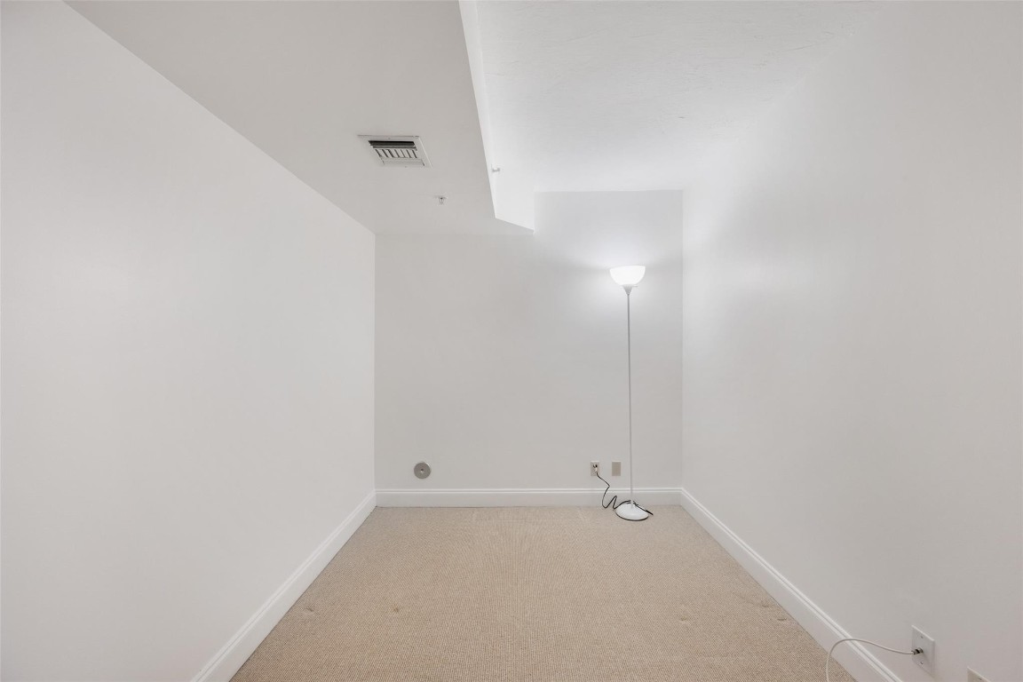 9499 Collins Ave 409