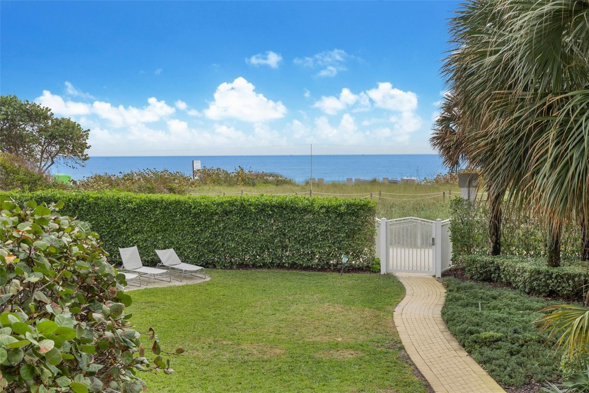 9499 Collins Ave 409