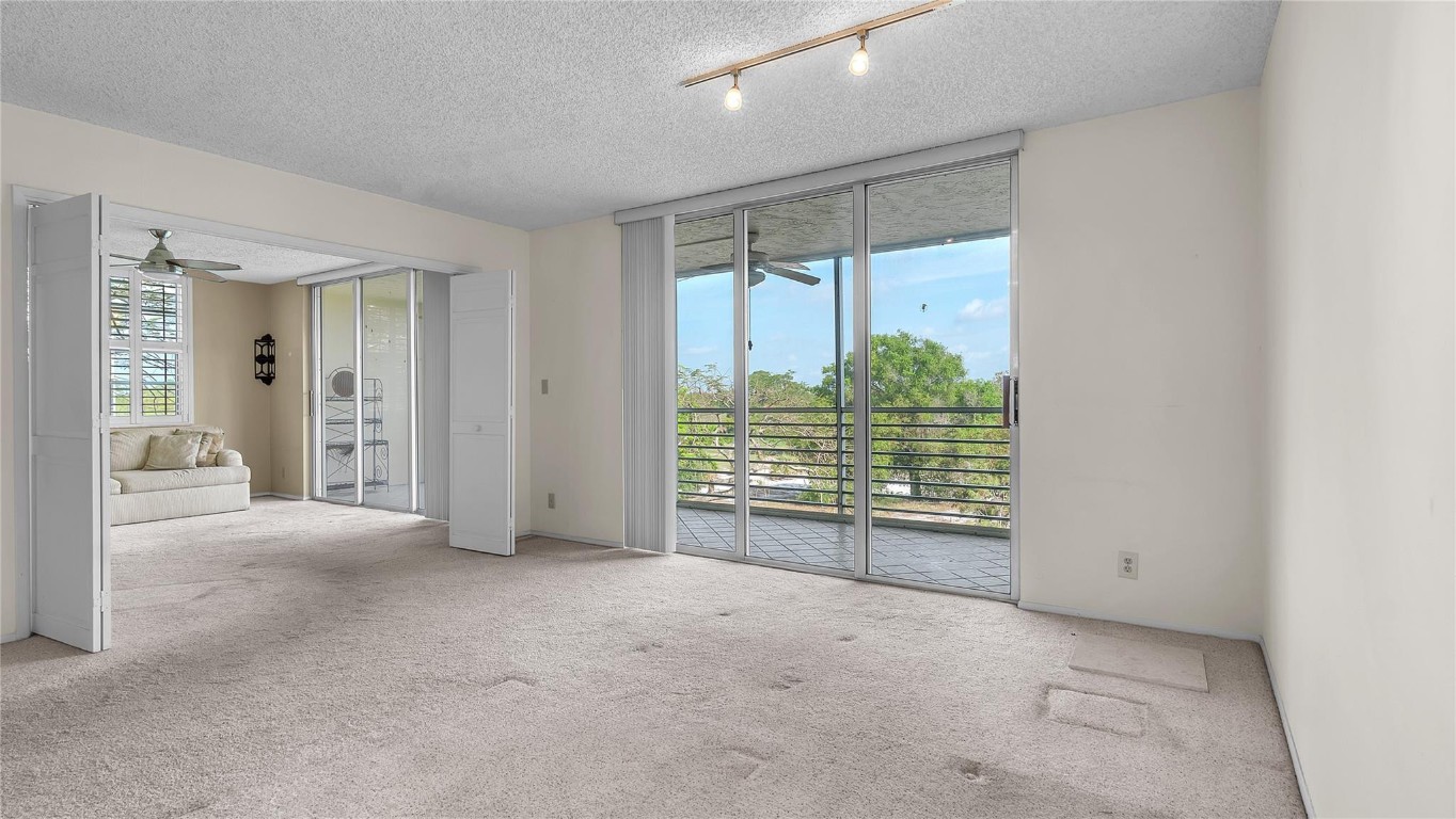 3503 Oaks Way 414, Pompano Beach Unit: 414