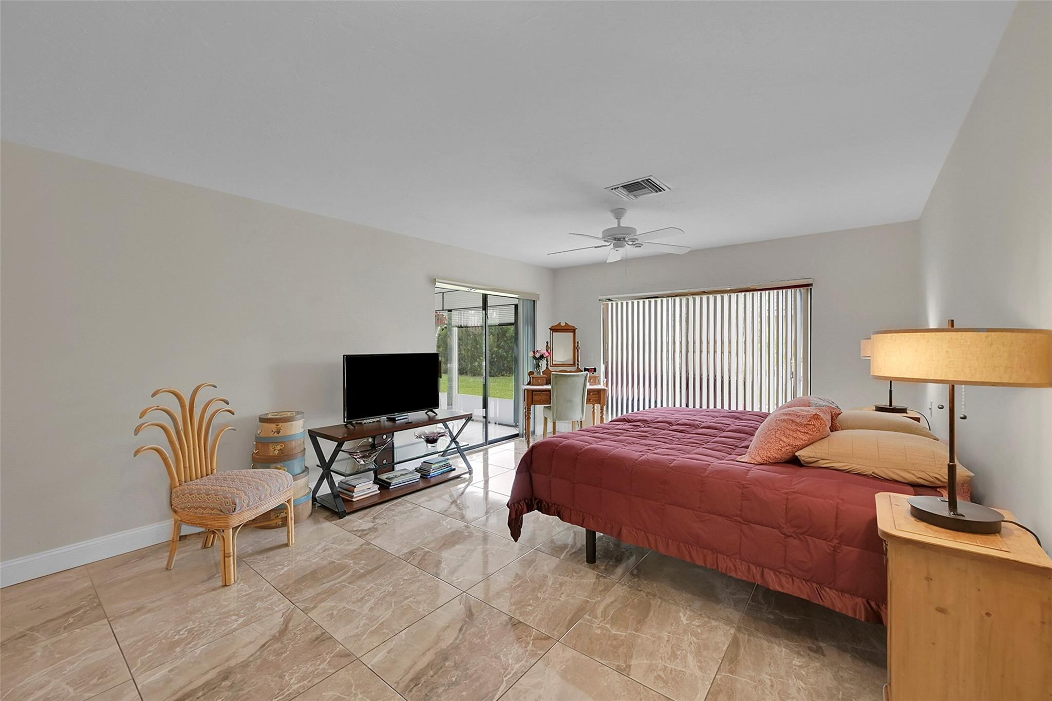 2318 SW 23rd Cranbrook Dr