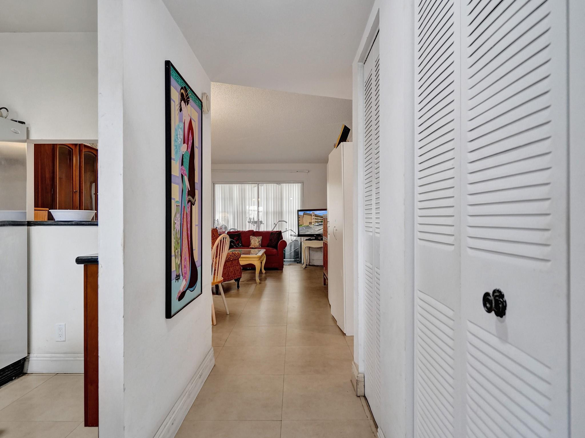 9380 Sunrise Lakes Blvd 312