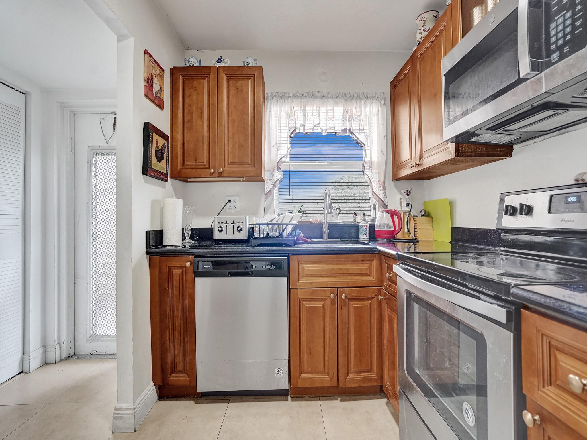 9380 Sunrise Lakes Blvd 312