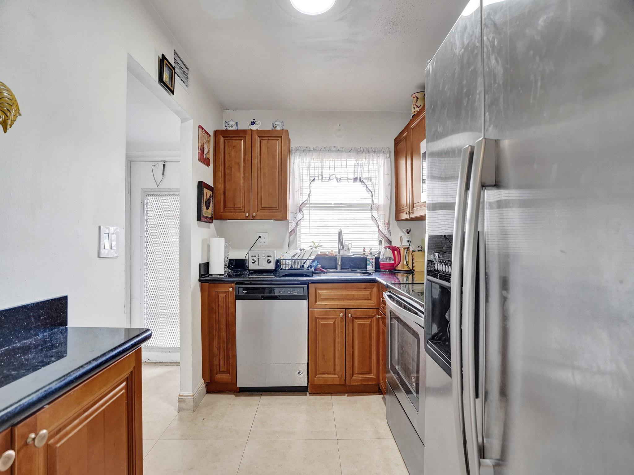 9380 Sunrise Lakes Blvd 312