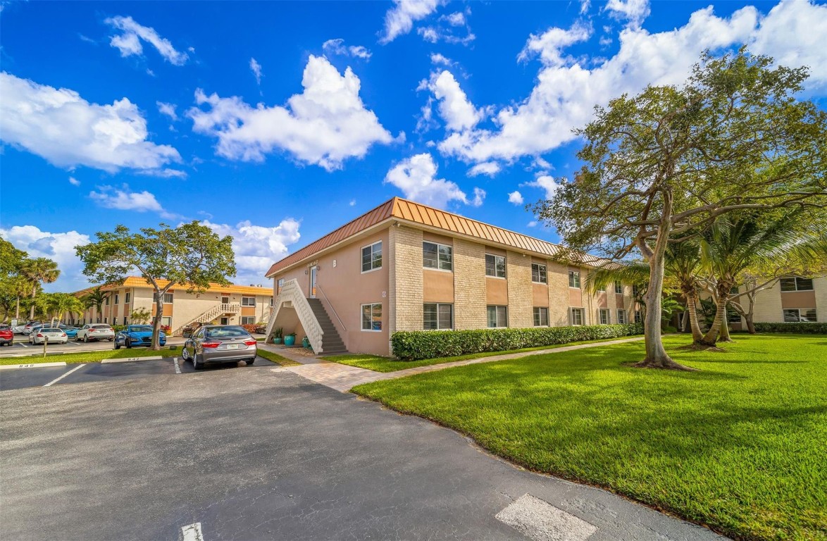 124 NE 19th Court 205B, Wilton Manors Unit: 205B