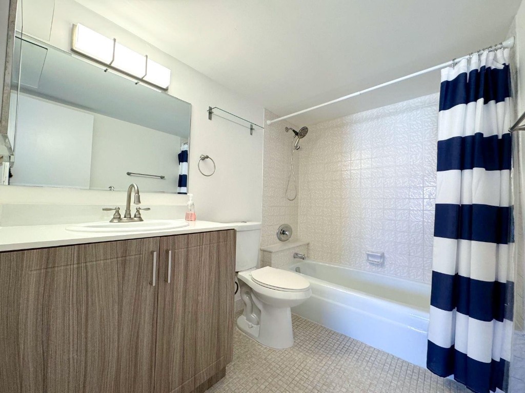 124 NE 19th Court 205B, Wilton Manors Unit: 205B