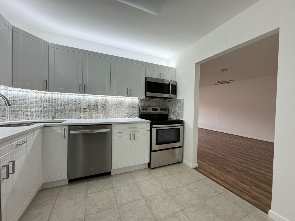 124 NE 19th Court 205B, Wilton Manors Unit: 205B