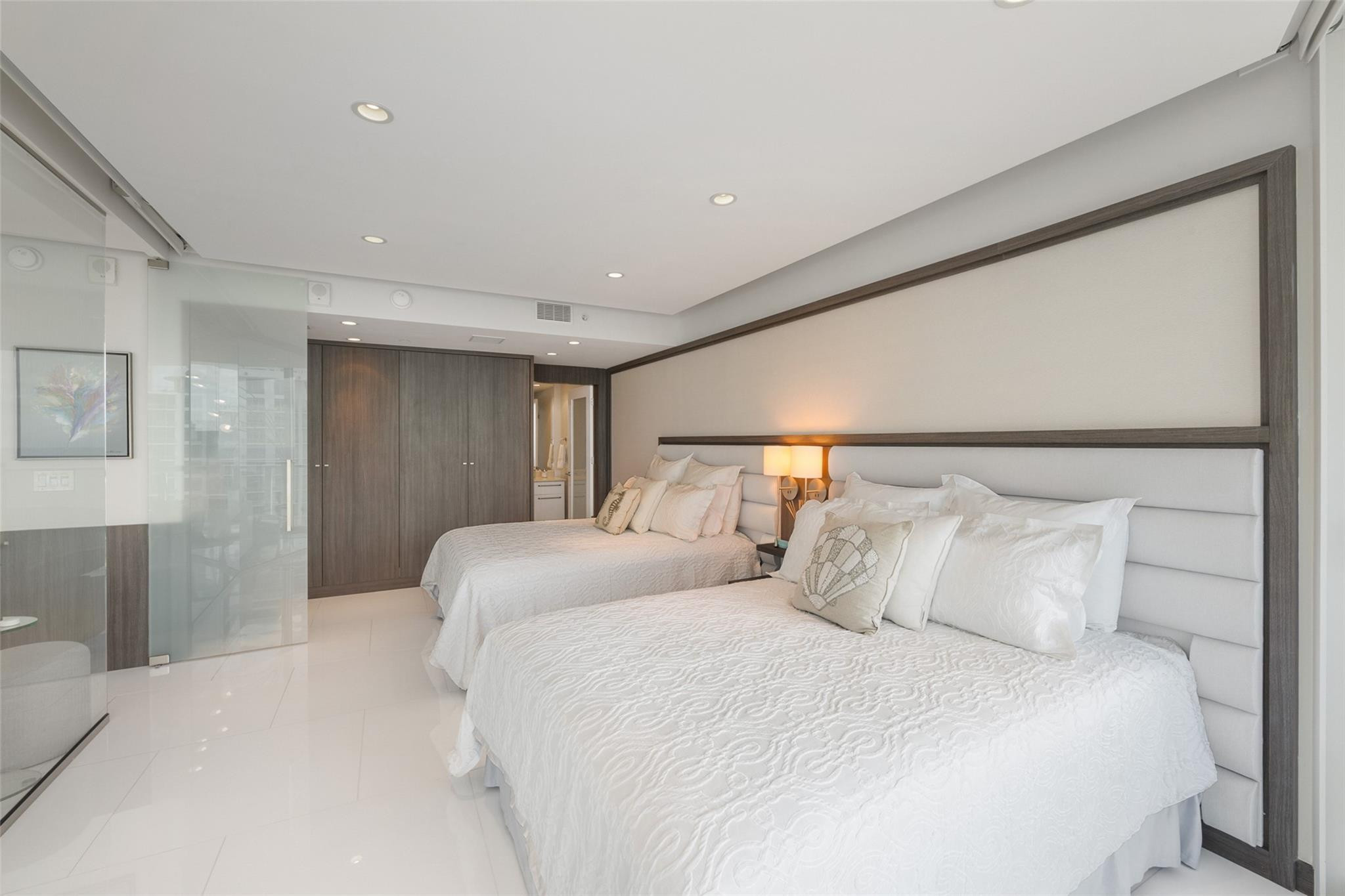 3101 S Ocean Dr 2606