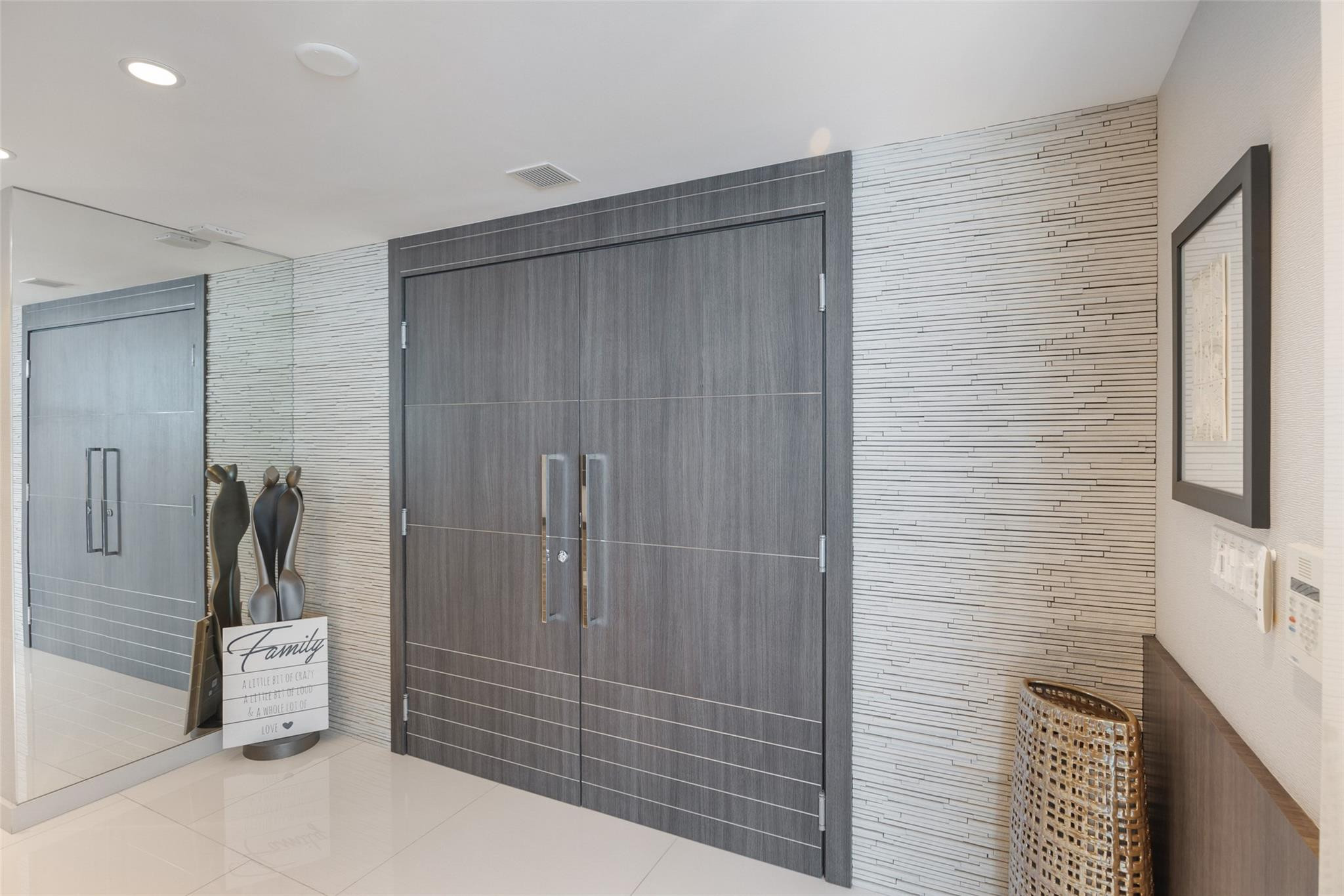 3101 S Ocean Dr 2606