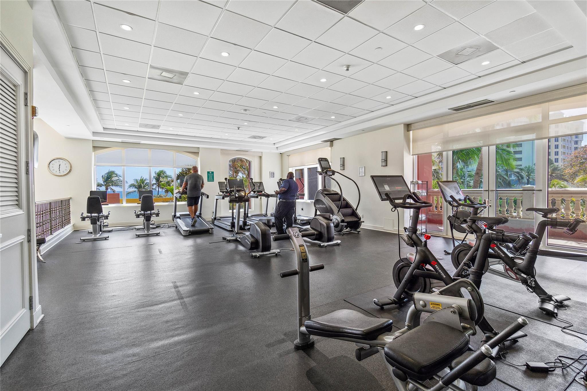 2100 N Ocean Blvd 8C