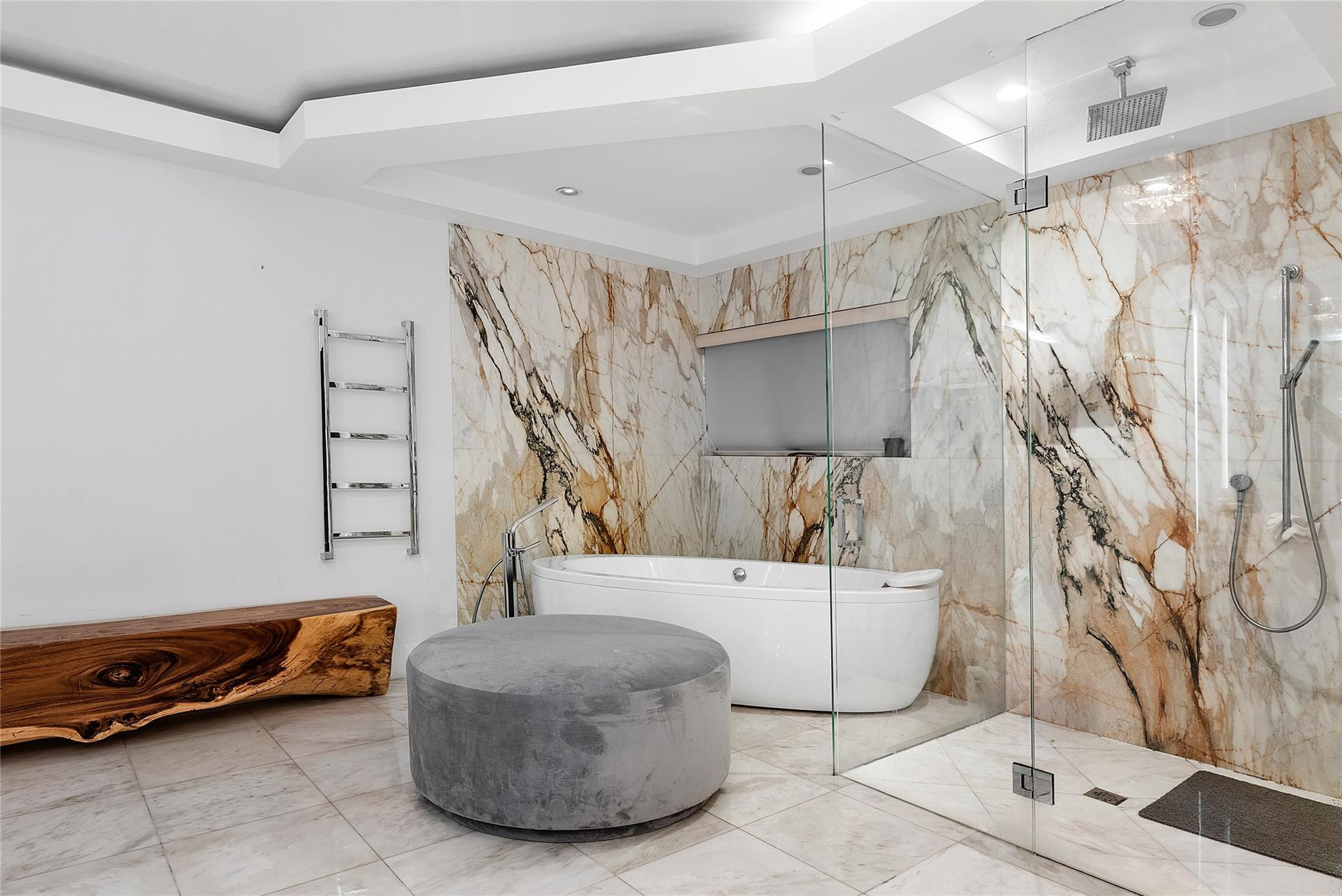 9464 NW 52nd Doral Ln