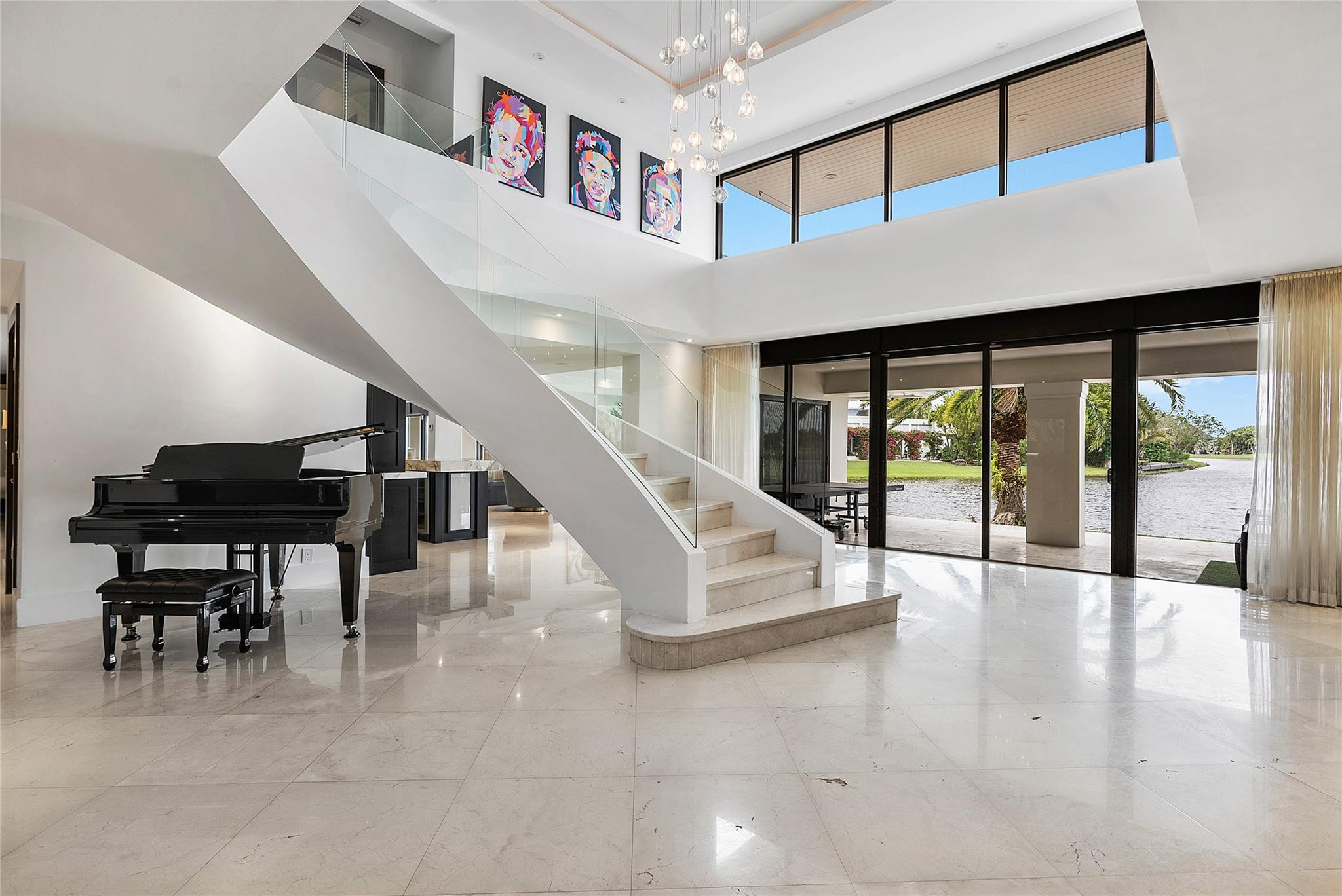 9464 NW 52nd Doral Ln