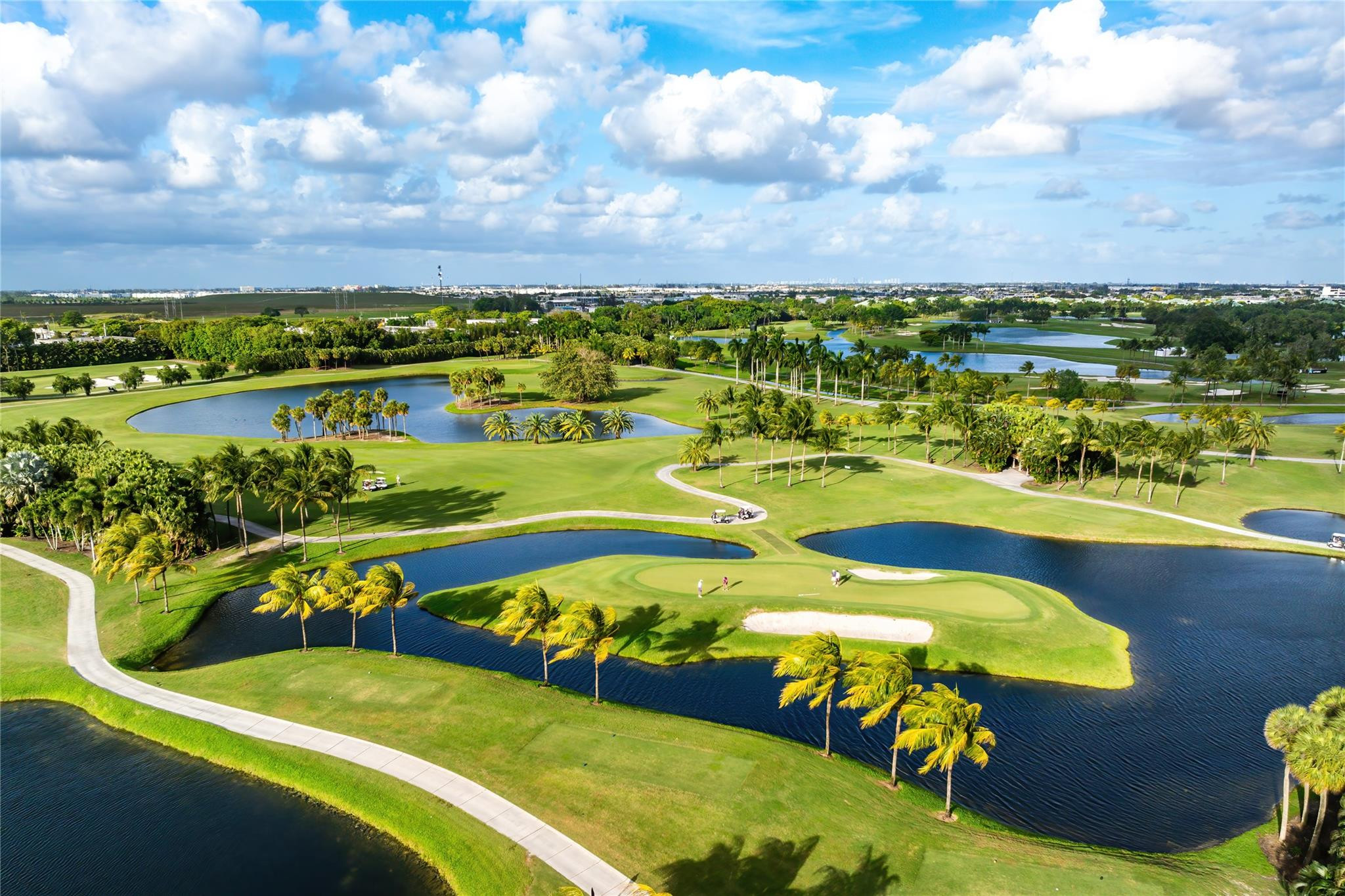 9464 NW 52nd Doral Ln