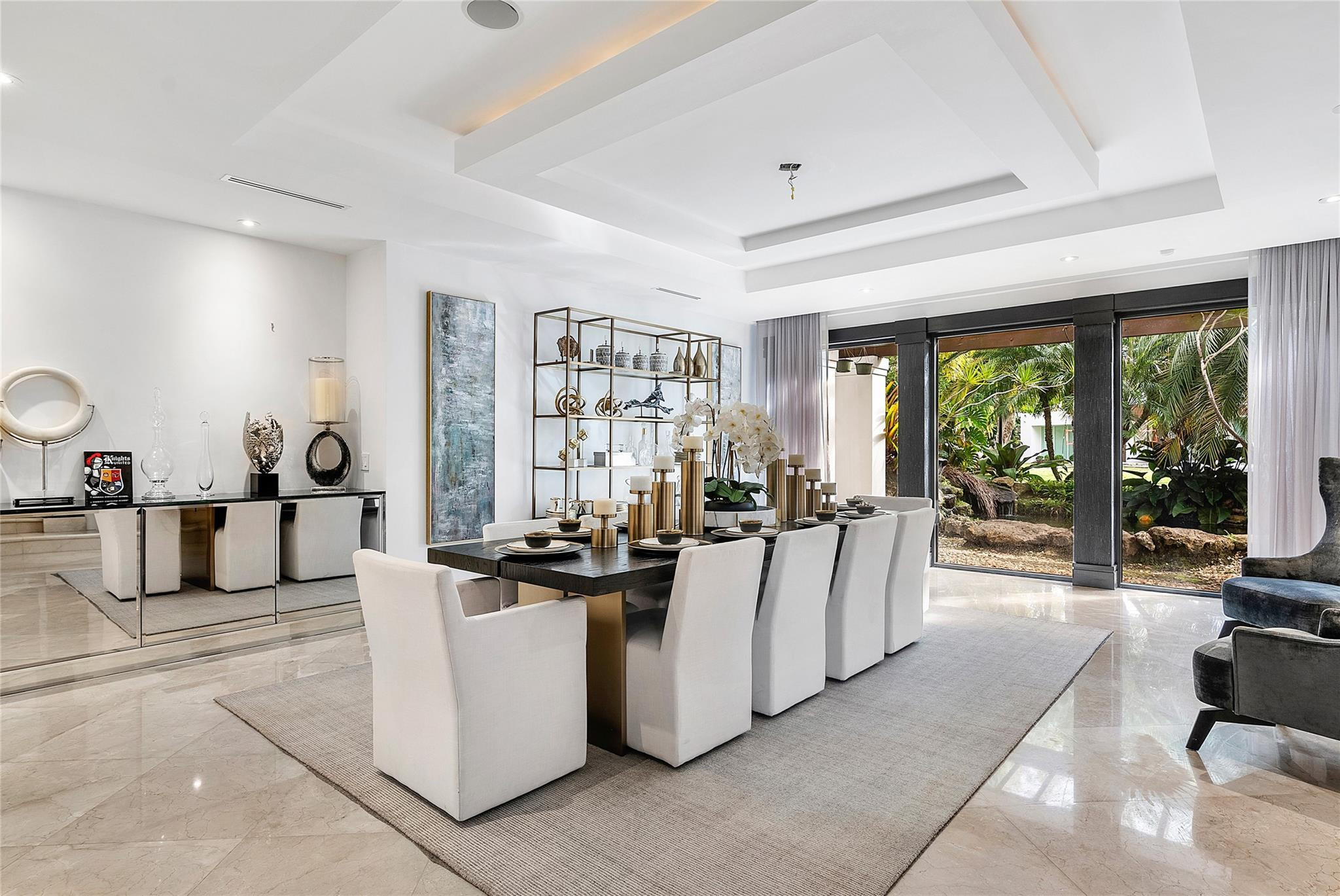 9464 NW 52nd Doral Ln