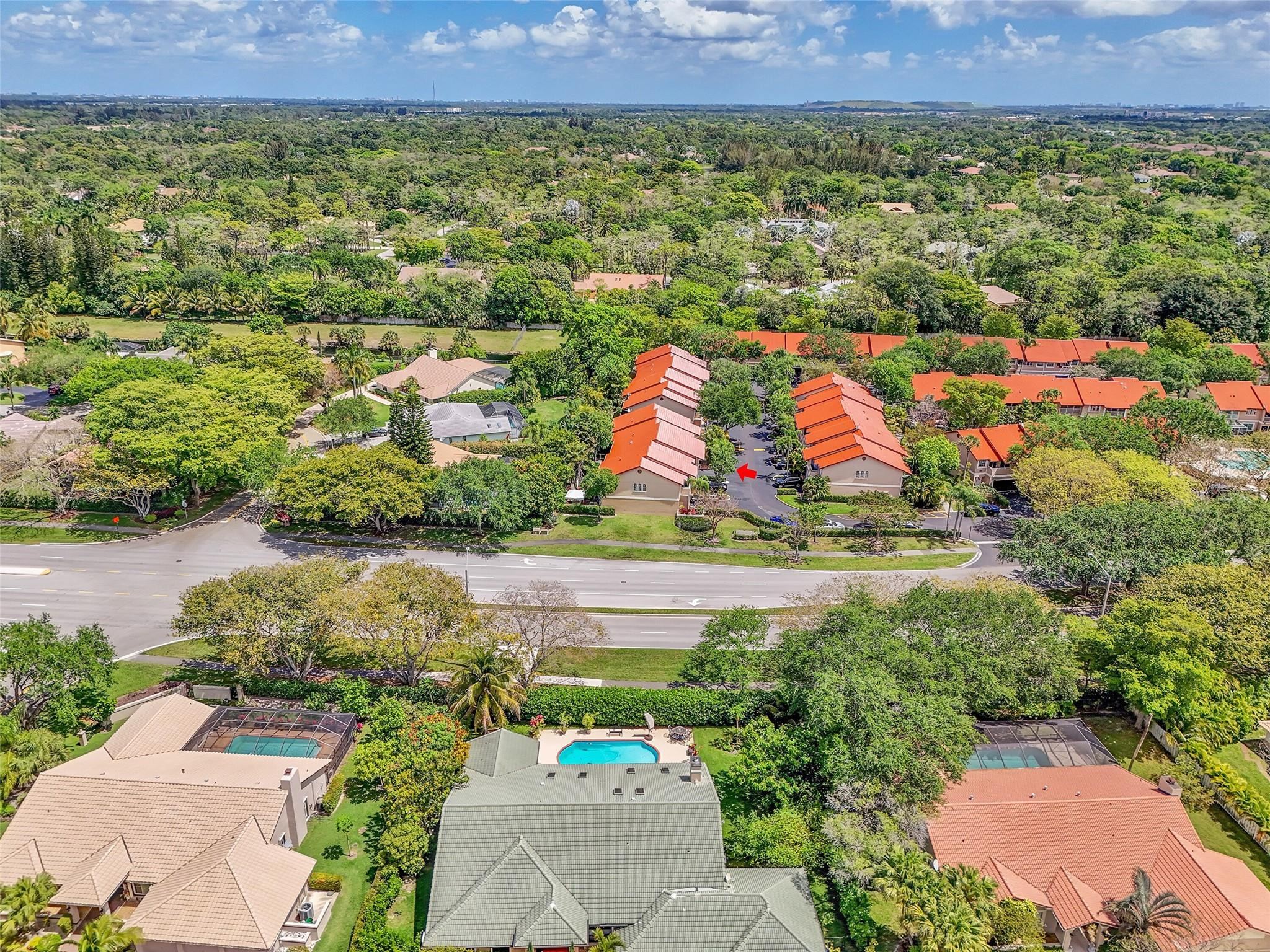 4957 Riverside Dr 1003