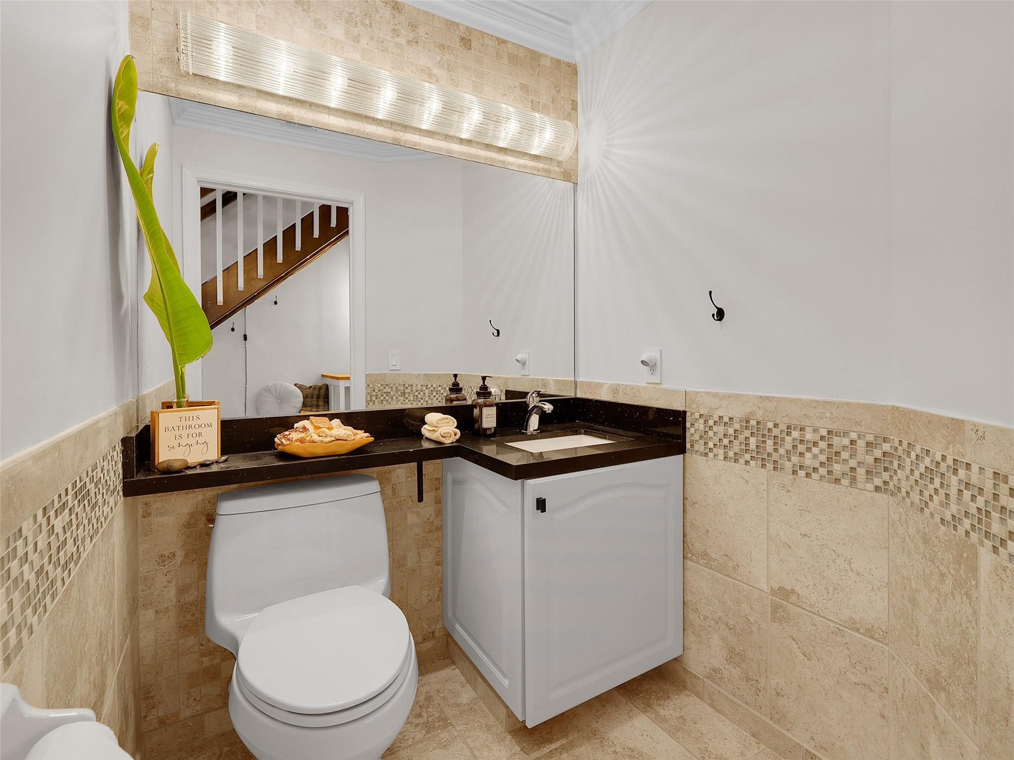 4957 Riverside Dr 1003