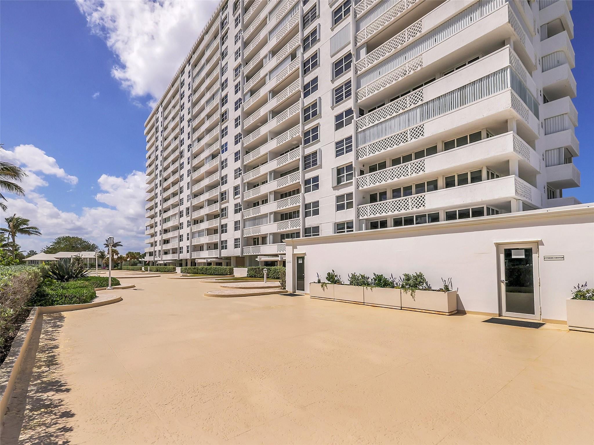 1200 S Ocean Blvd 5E