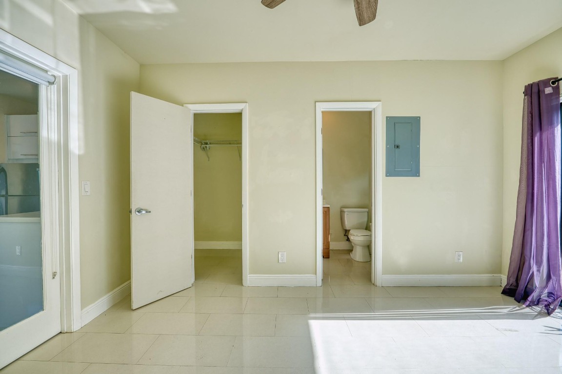 207 SE 10th Terrace 3