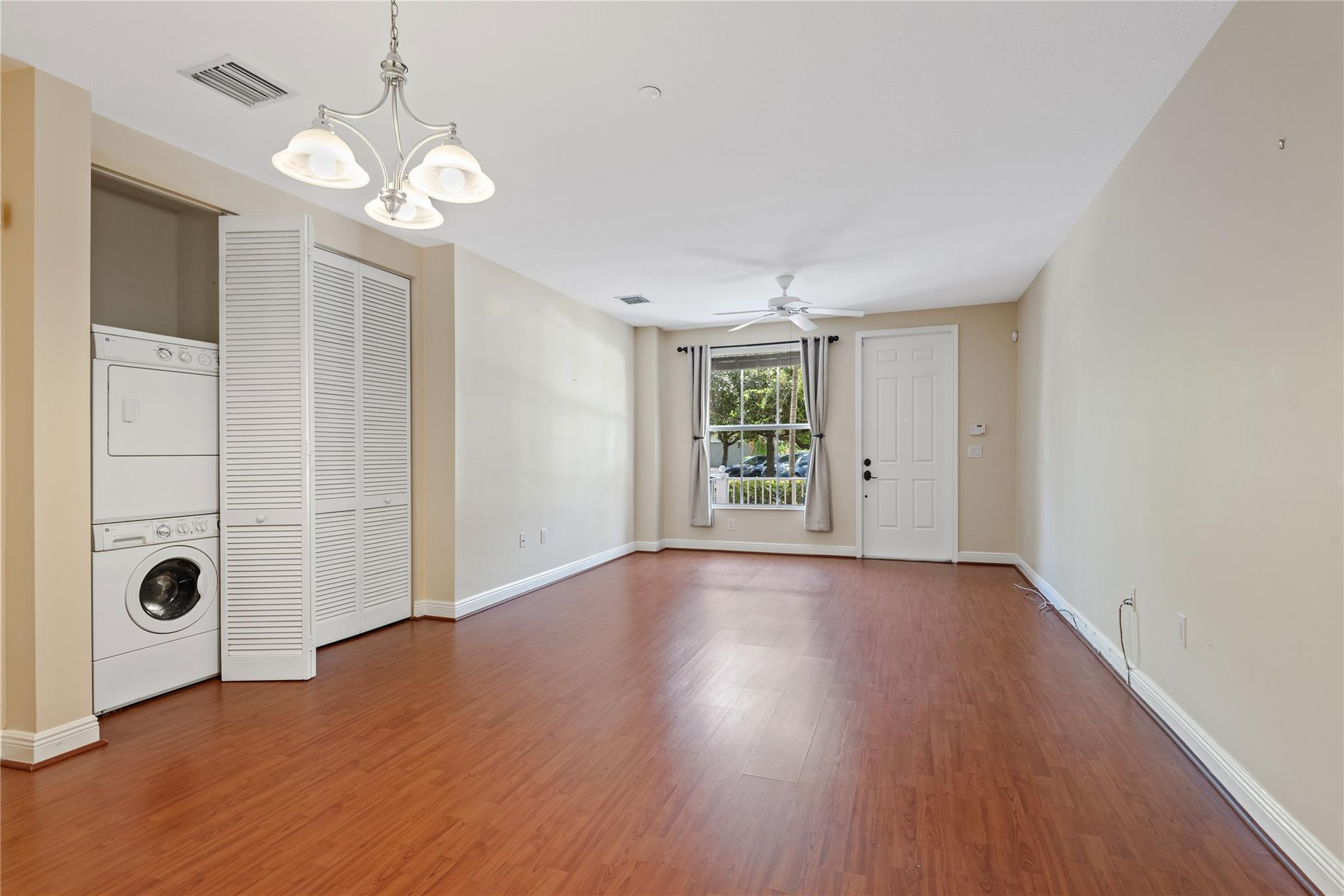1333 SW 4th Ct 1333