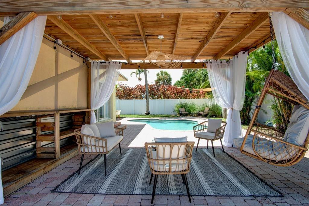 391 SE 6th Court, Pompano Beach