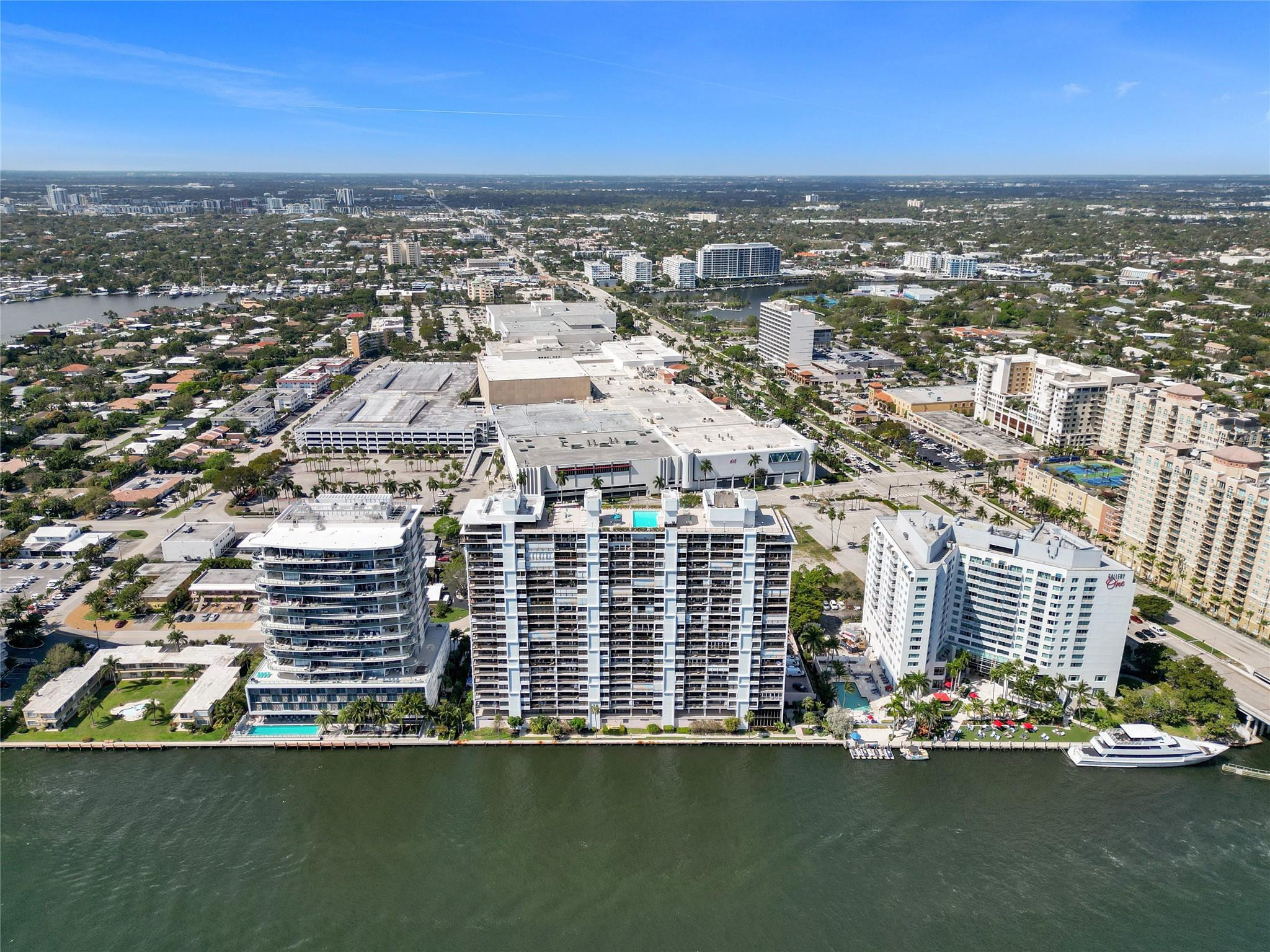 936 Intracoastal Dr 11F
