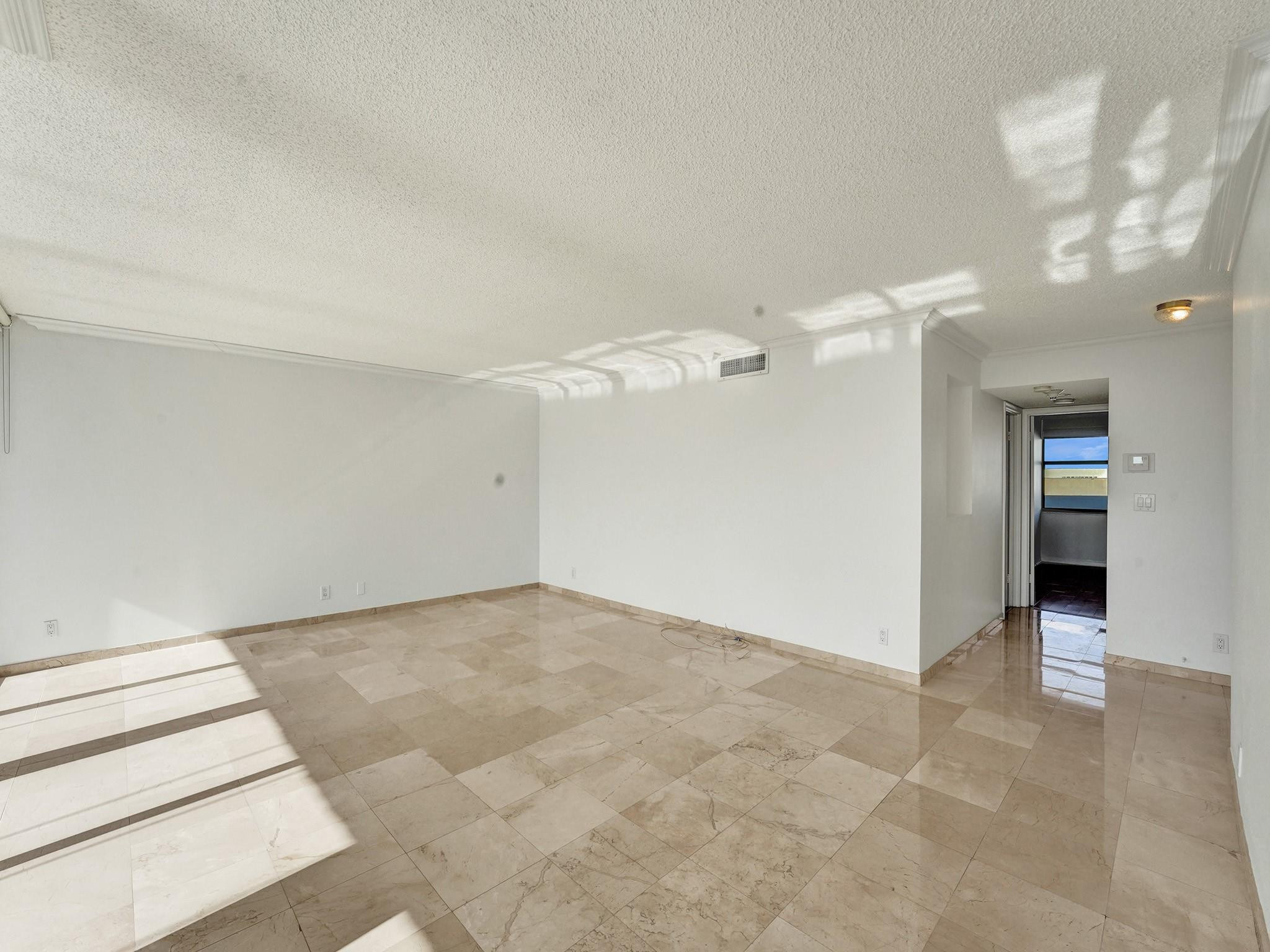 936 Intracoastal Dr 11F