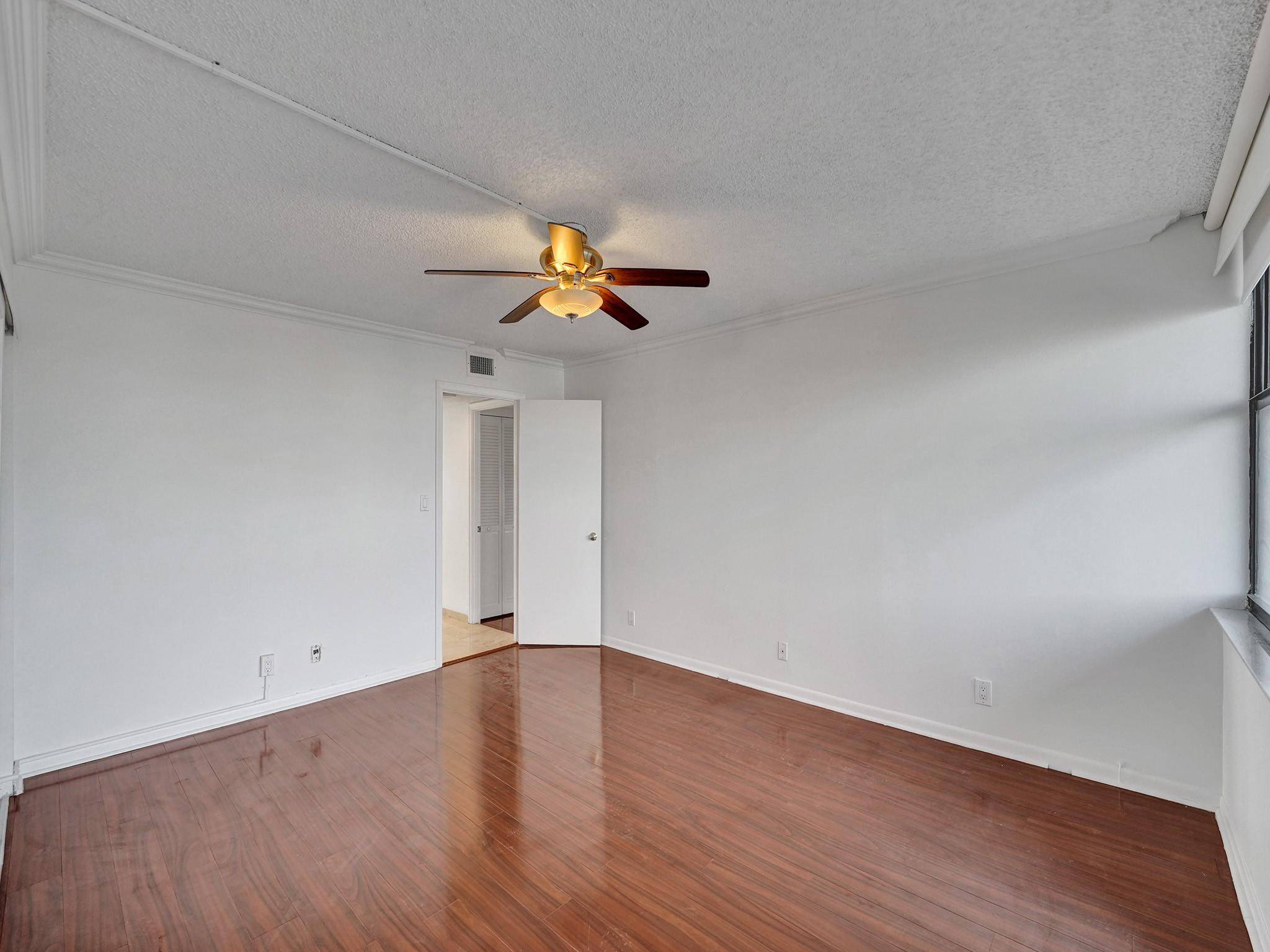 936 Intracoastal Dr 11F