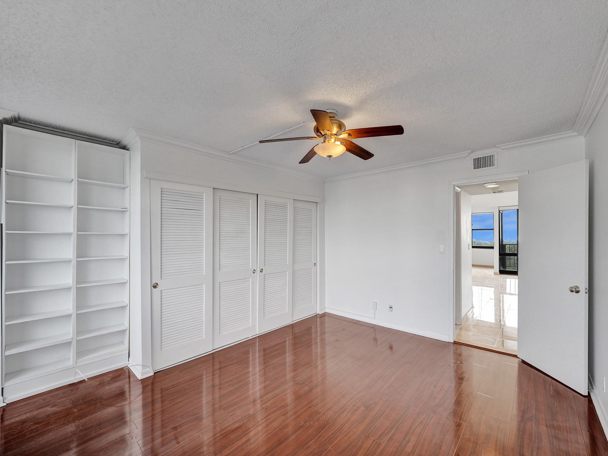 936 Intracoastal Dr 11F