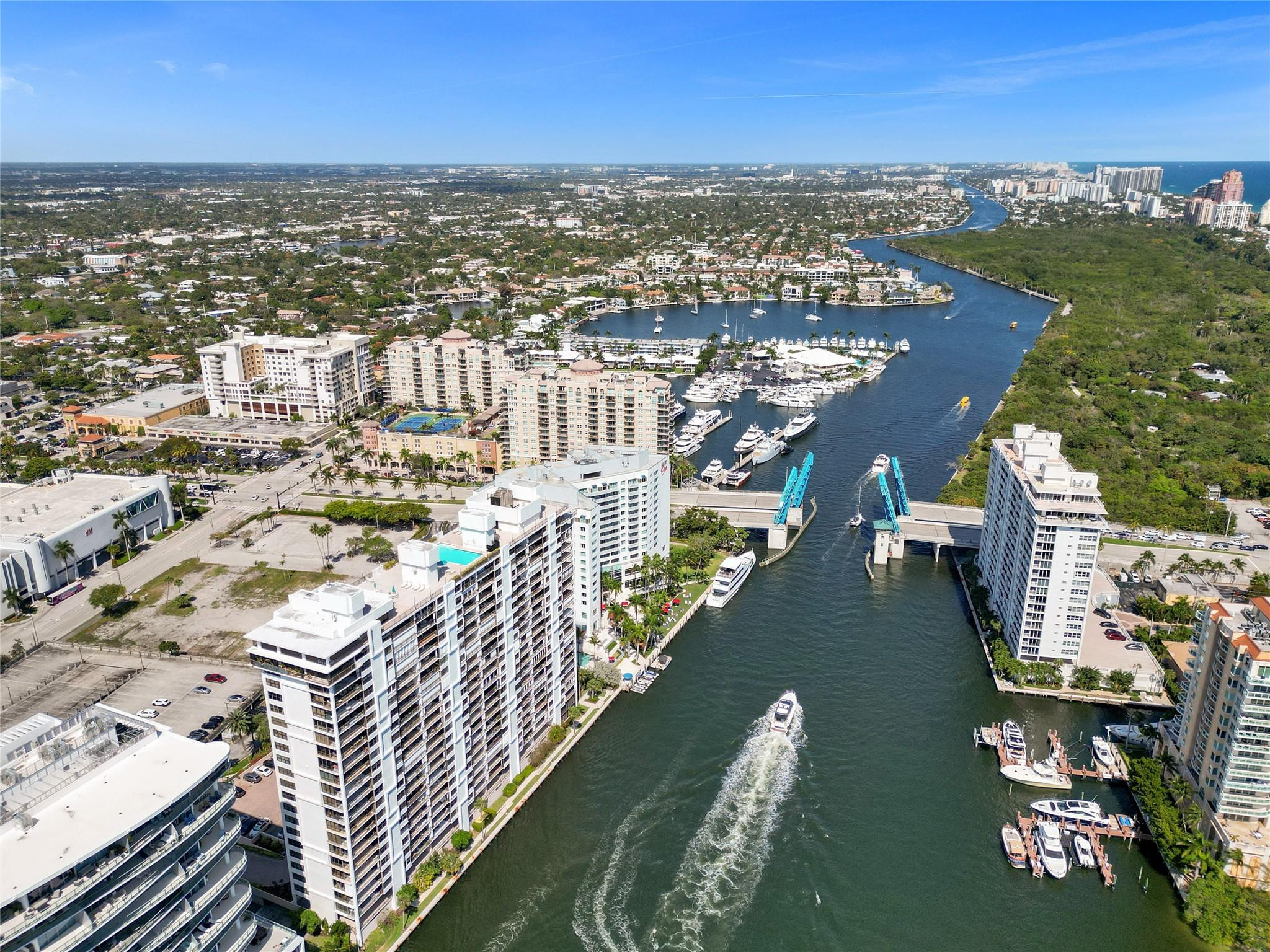 936 Intracoastal Dr 11F