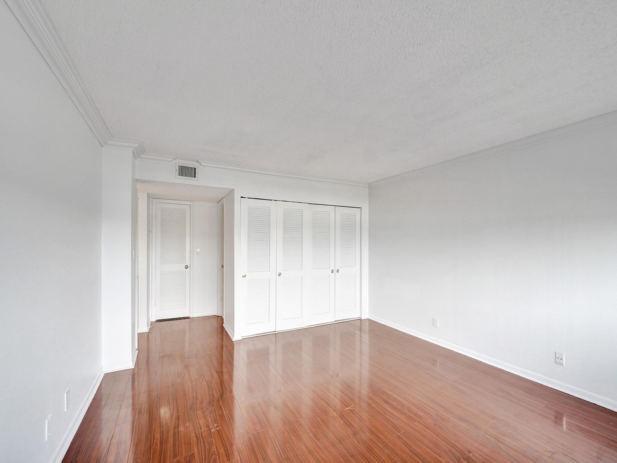 936 Intracoastal Dr 11F