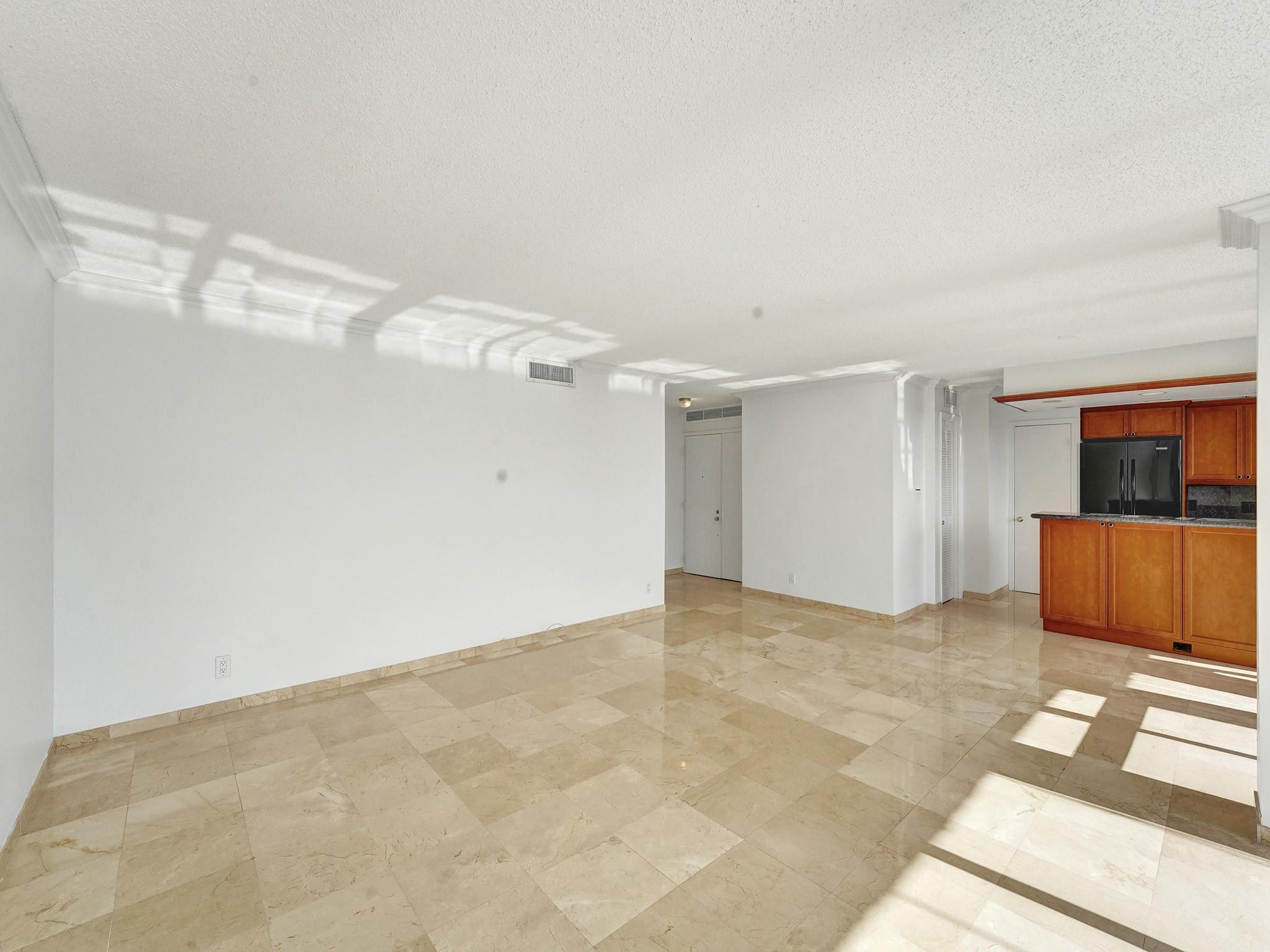 936 Intracoastal Dr 11F