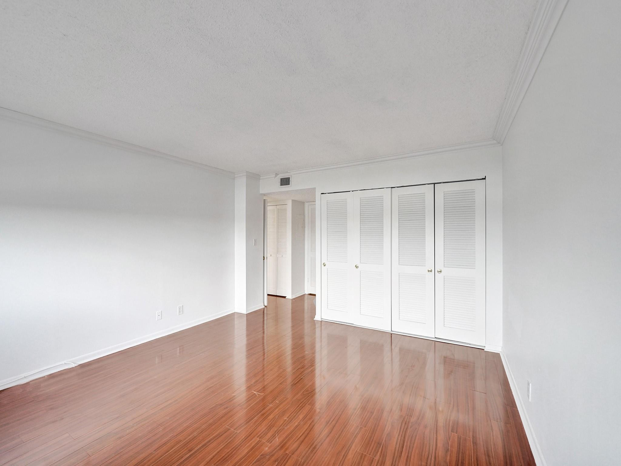 936 Intracoastal Dr 11F