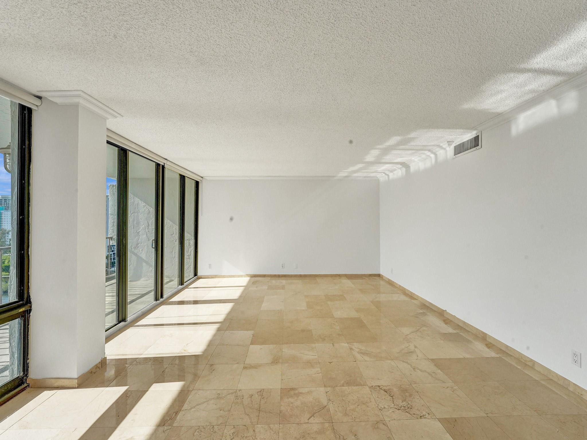 936 Intracoastal Dr 11F