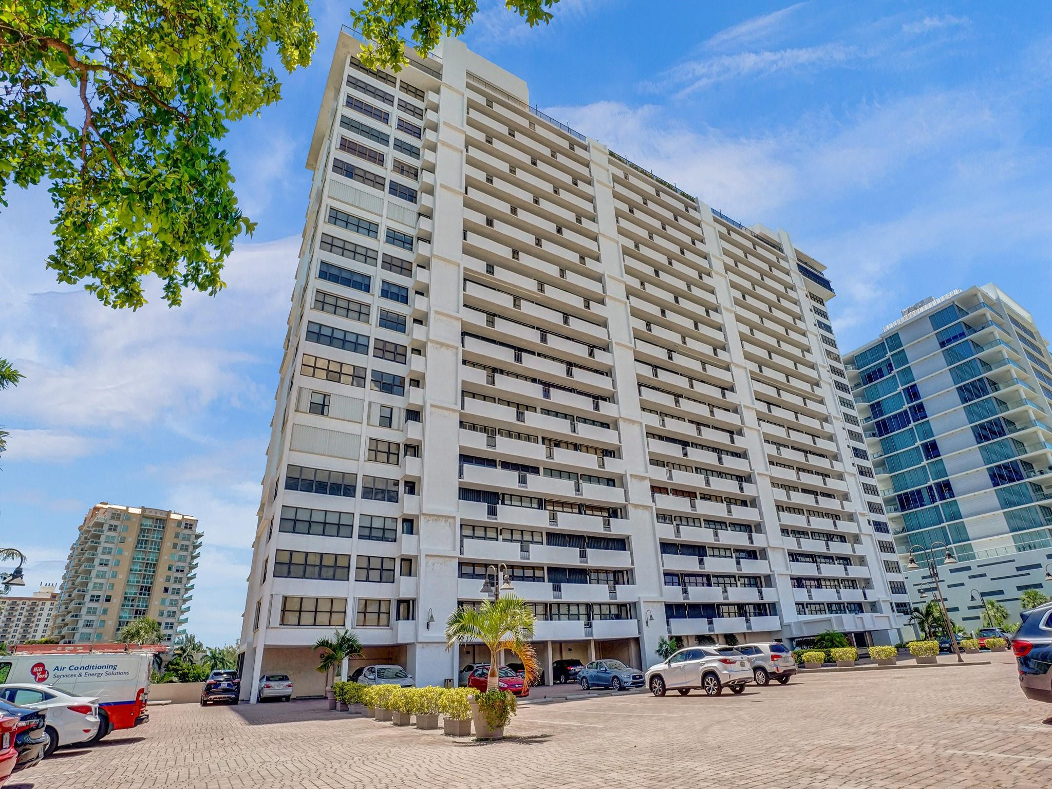 936 Intracoastal Dr 11F