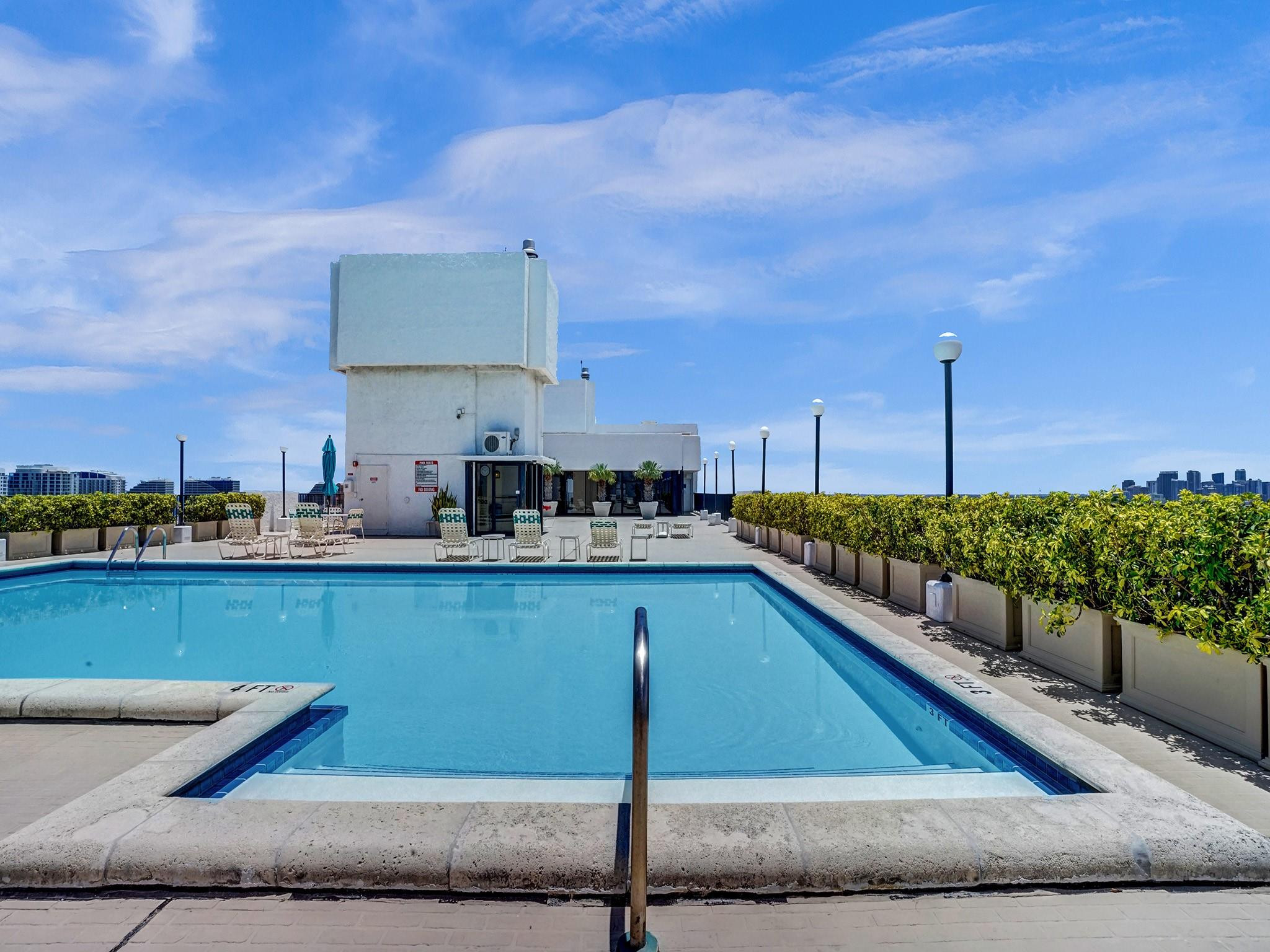 936 Intracoastal Dr 11F