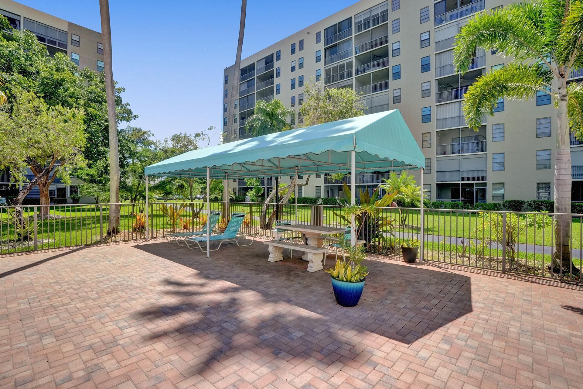 2205 S Cypress Bend Dr 402