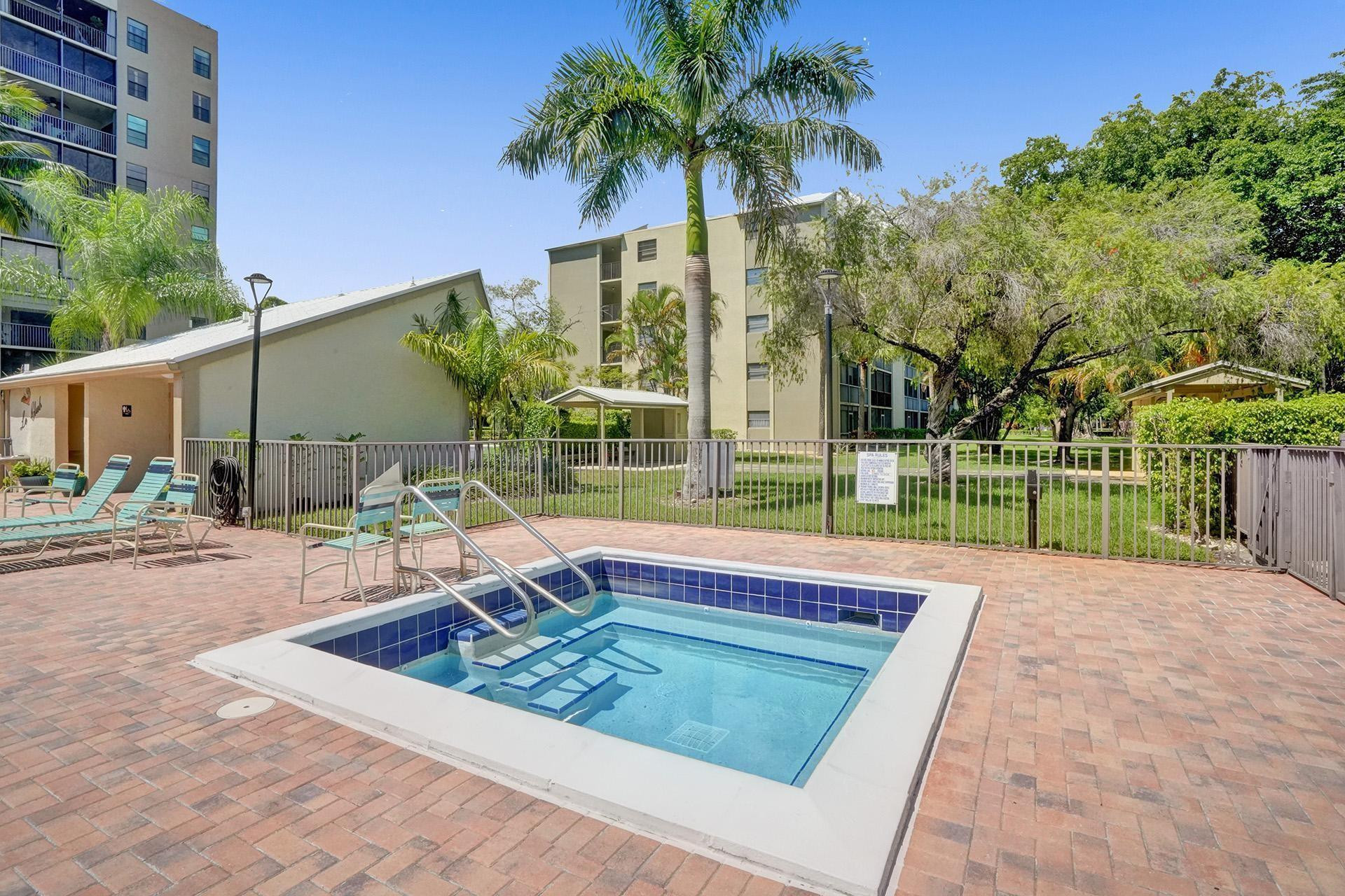 2205 S Cypress Bend Dr 402