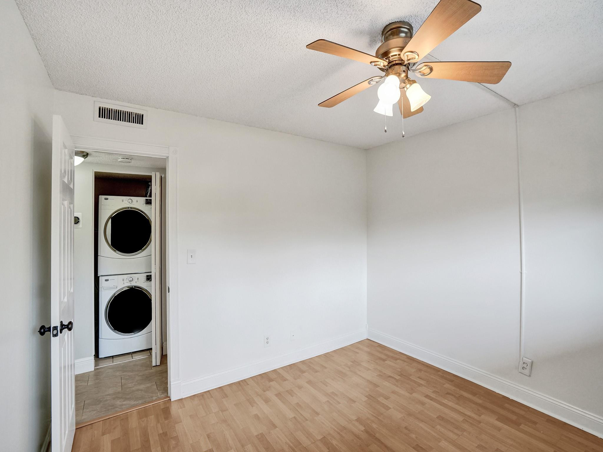 2205 S Cypress Bend Dr 402