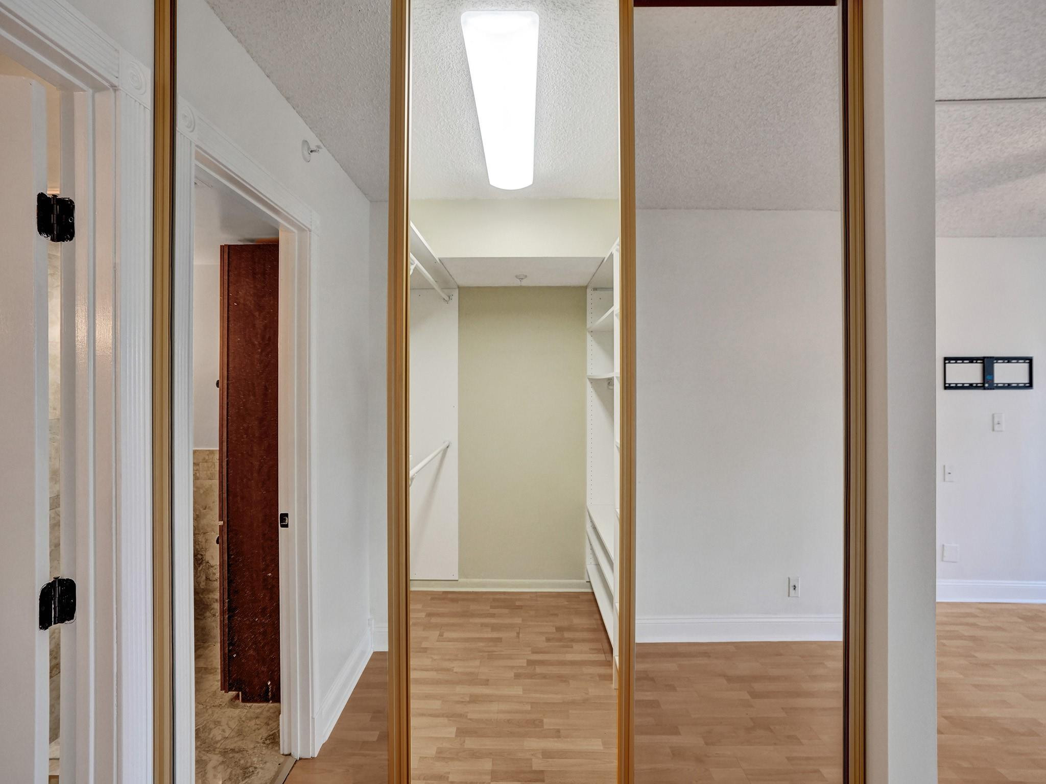 2205 S Cypress Bend Dr 402