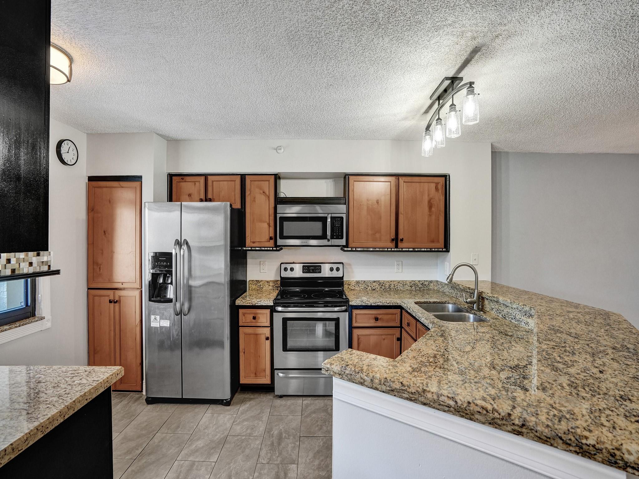 2205 S Cypress Bend Dr 402