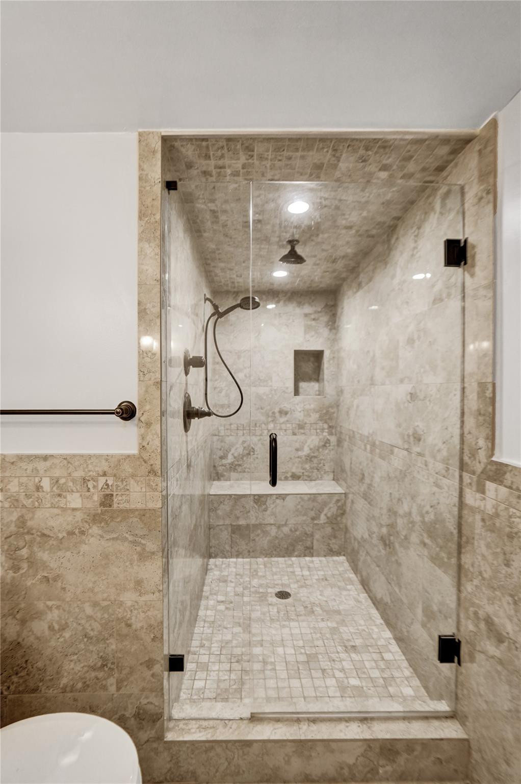 2205 S Cypress Bend Dr 402