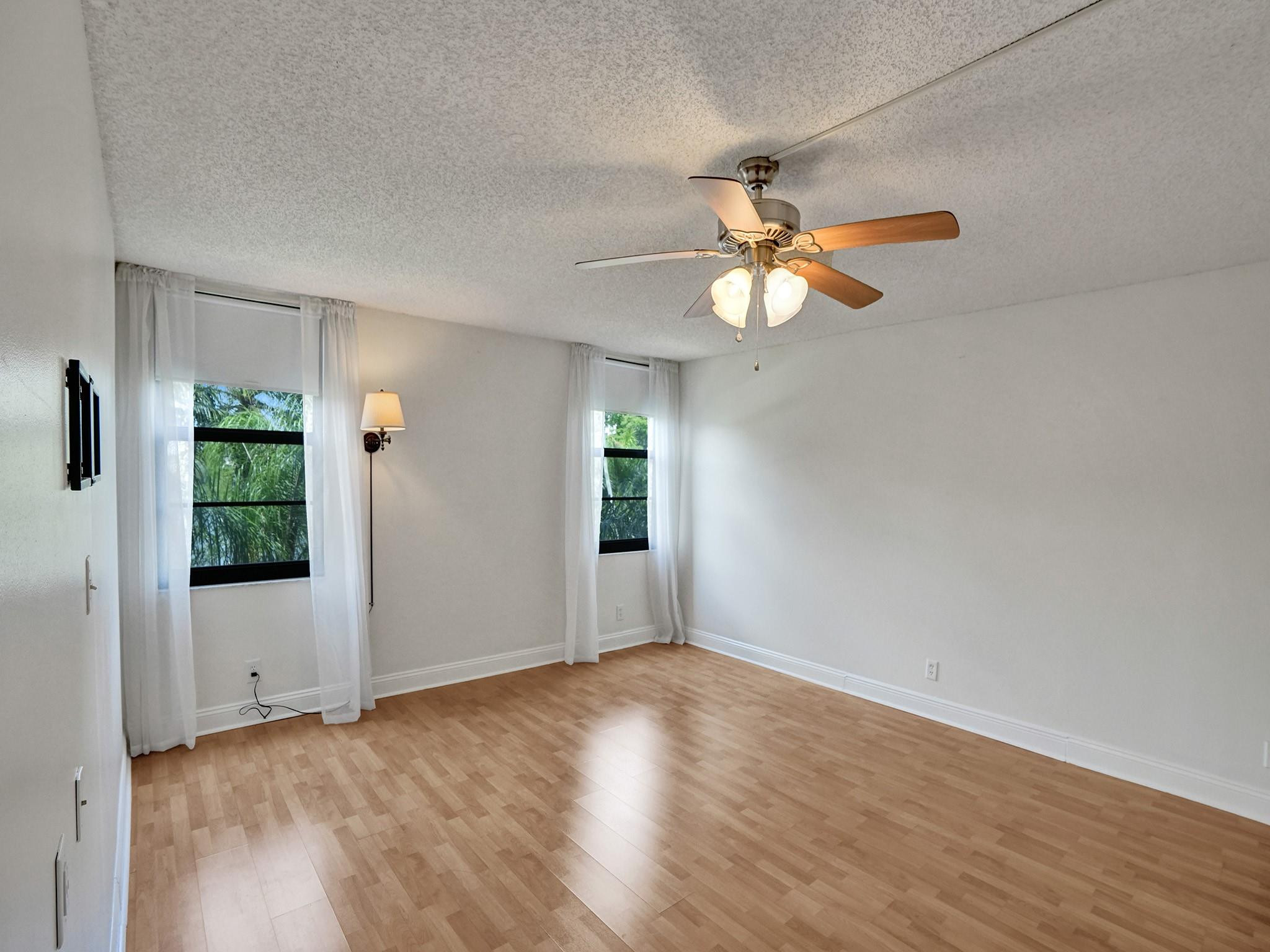 2205 S Cypress Bend Dr 402